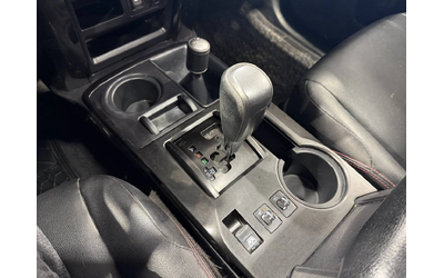 Toyota 4runner SR5| V6 - автомобили, коли, обяви за нови и употребявани 10