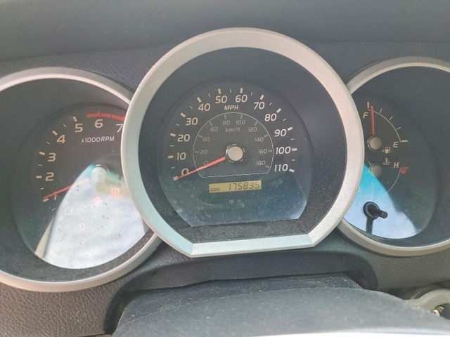 Toyota 4runner 4.0L 6 Rear Wheel Drive - автомобили, коли, обяви за нови и употребявани 9
