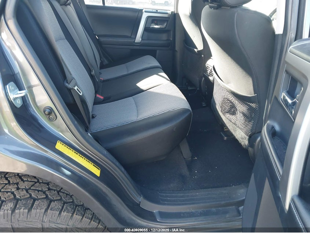 Toyota 4runner 4.0L V-6 DOHC, VVT, 270HP 4X4 Drive - автомобили, коли, обяви за нови и употребявани 7