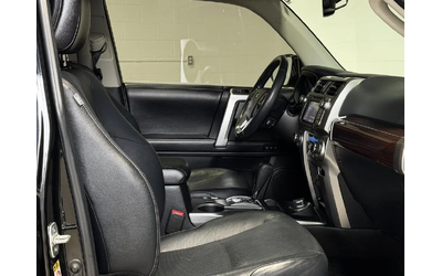 Toyota 4runner 4.0* V6* ПОДГРЕВ* КАМЕРА* КЕЙЛЕС* LANE* ASSIST - автомобили, коли, обяви за нови и употребявани 10