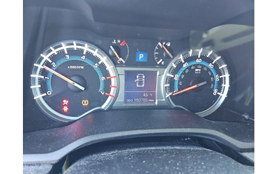 Toyota 4runner 4.0* V6* ПОДГРЕВ* КАМЕРА* КЕЙЛЕС* LANE* ASSIST - автомобили, коли, обяви за нови и употребявани 8