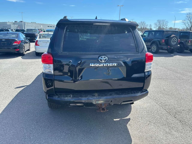 Toyota 4runner | SR5 | PANO | CARFAX - автомобили, коли, обяви за нови и употребявани 3