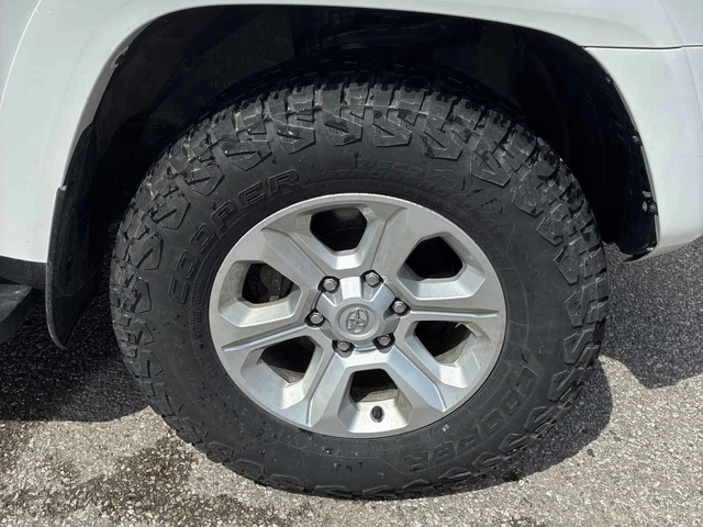 Toyota 4runner |  4WD | DISTRONIC | ПОДГРЕВ | ШИБЕДАХ | - автомобили, коли, обяви за нови и употребявани 6