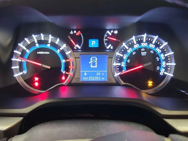 Toyota 4Runner * LIMITED * ГЛАВНО ПРЕДСТАВИТЕЛСТВО* - автомобили, коли, обяви за нови и употребявани 8