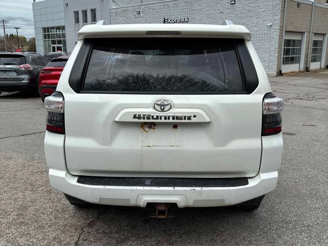 Toyota 4Runner 4WD 4dr V6 SR5 | CARFAX | - автомобили, коли, обяви за нови и употребявани 3