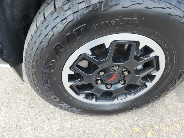 Toyota 4runner TRD OFF ROAD * AWD * 2025 * ЦЕНА ДО БГ * - автомобили, коли, обяви за нови и употребявани 4