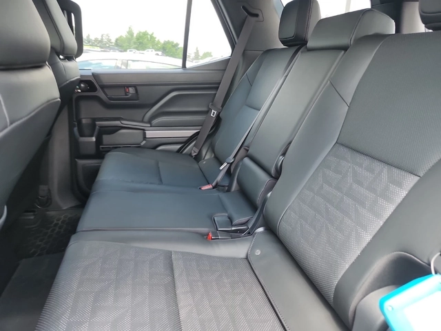 Toyota 4runner TRD OFF ROAD * AWD * 2025 * ЦЕНА ДО БГ * - автомобили, коли, обяви за нови и употребявани 9