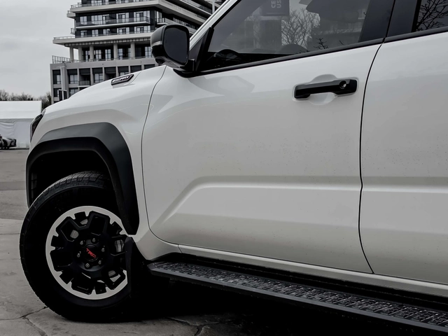Toyota 4runner Hybrid 4WD TRD Off Road / ЦЕНА ДО БЪЛГАРИЯ - автомобили, коли, обяви за нови и употребявани 5