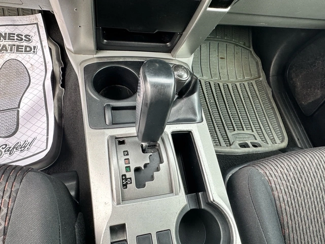 Toyota 4Runner Автомат * 4x4 - автомобили, коли, обяви за нови и употребявани 7