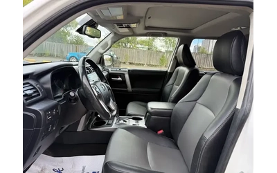 Toyota 4Runner 4x4 | SR5| Navigation/Leather/Sunroof/Rear Camera - автомобили, коли, обяви за нови и употребявани 13