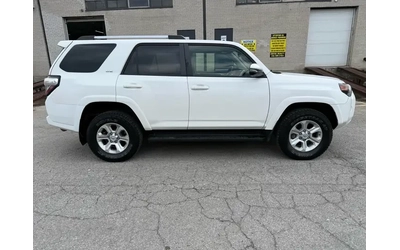 Toyota 4runner 4x4 | SR5| Navigation/Leather/Sunroof/Rear Camera - автомобили, коли, обяви за нови и употребявани 14