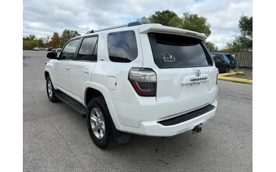 Toyota 4runner 4x4 | SR5| Navigation/Leather/Sunroof/Rear Camera - автомобили, коли, обяви за нови и употребявани 7
