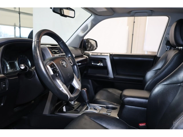 Toyota 4runner LIMITED 4WD -| 7 Места| Панорама| Нави| Камера - автомобили, коли, обяви за нови и употребявани 2