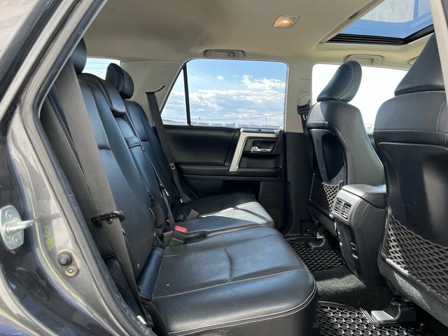 Toyota 4runner PREMIUM* 4.0* V6* ПОДГРЕВ* КАМЕРА* КЕЙЛЕС* - автомобили, коли, обяви за нови и употребявани 12
