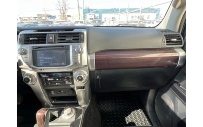 Toyota 4runner PREMIUM* 4.0* V6* ПОДГРЕВ* КАМЕРА* КЕЙЛЕС* - автомобили, коли, обяви за нови и употребявани 9