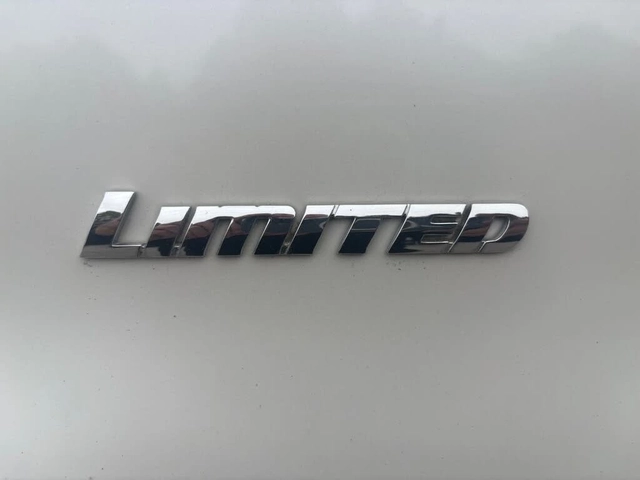 Toyota 4runner 4.0* V6* ПОДГРЕВ* КАМЕРА* КЕЙЛЕС* LANE* ASSIST - автомобили, коли, обяви за нови и употребявани 4