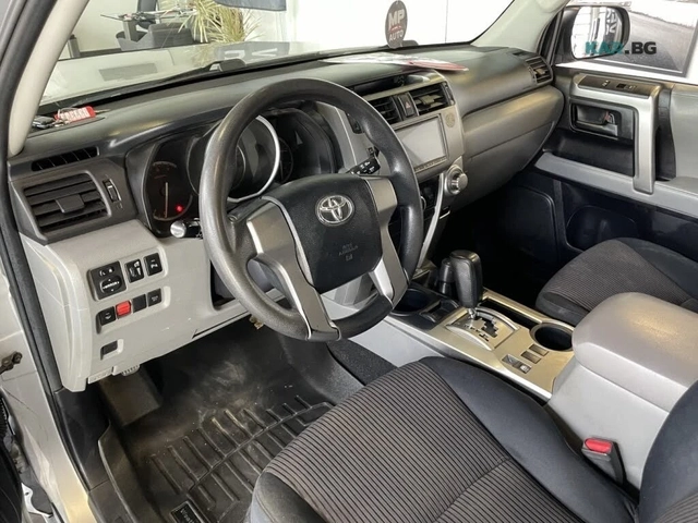 Toyota 4runner SR5* 4WD* CARFAX* - автомобили, коли, обяви за нови и употребявани 9