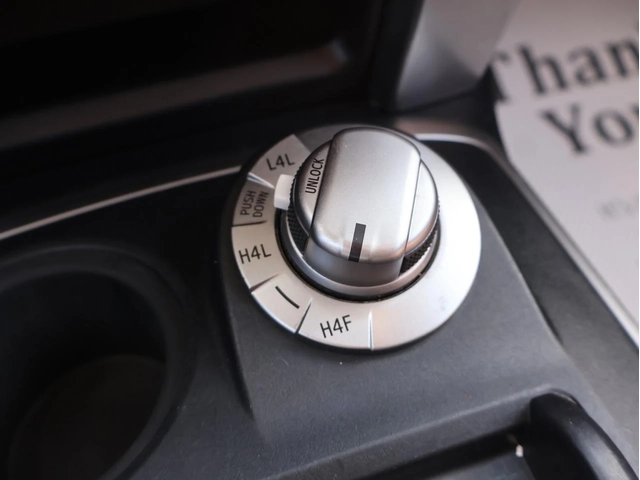 Toyota 4runner Limited - автомобили, коли, обяви за нови и употребявани 16
