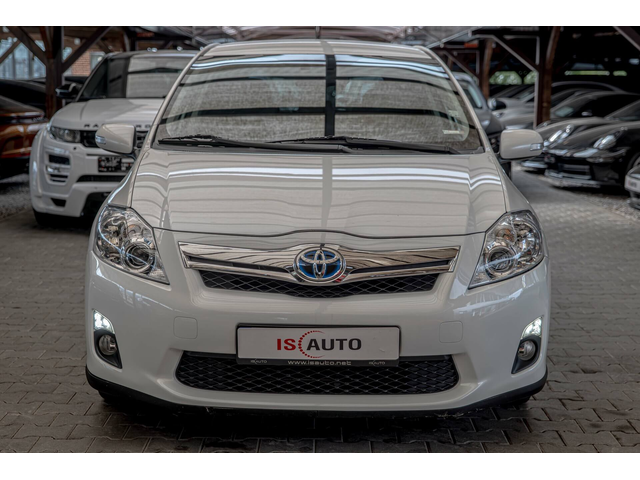 Toyota Auris 1.8 VVT-i Hybrid e-CVT/Климатроник/Камера - автомобили, коли, обяви за нови и употребявани 1
