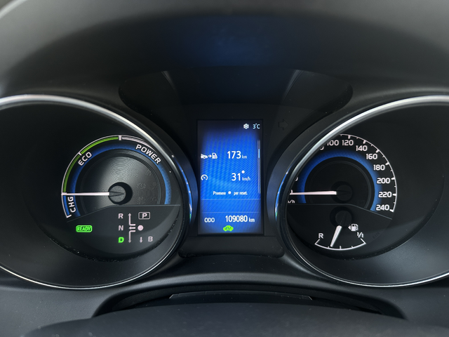 Toyota Auris 1.8H E6C BLACK EDITION - автомобили, коли, обяви за нови и употребявани 15