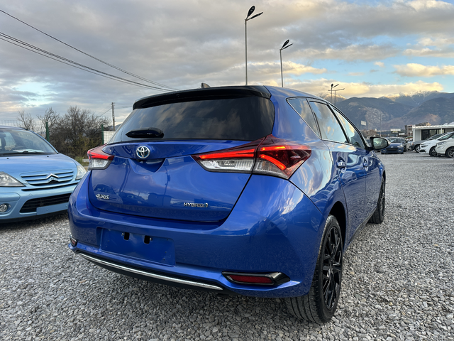 Toyota Auris 1.8H E6C BLACK EDITION - автомобили, коли, обяви за нови и употребявани 3