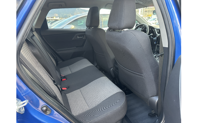 Toyota Auris 1.8H E6C BLACK EDITION - автомобили, коли, обяви за нови и употребявани 6