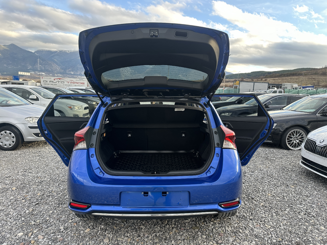 Toyota Auris 1.8H E6C BLACK EDITION - автомобили, коли, обяви за нови и употребявани 9