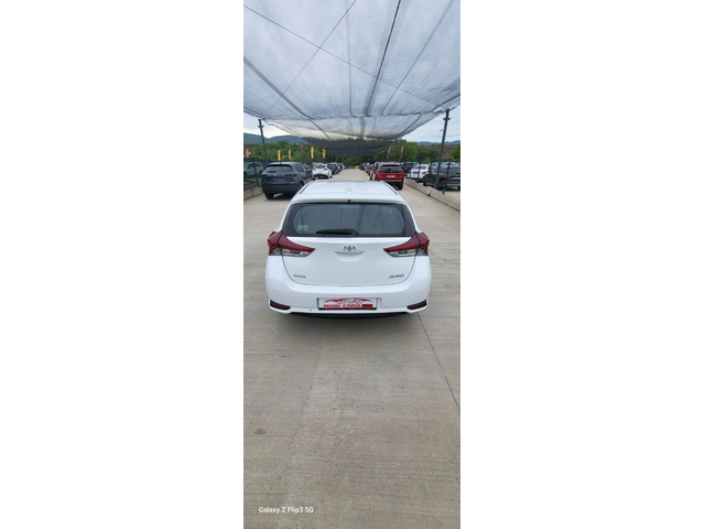 Toyota Auris 1330 VVT-I - автомобили, коли, обяви за нови и употребявани 4