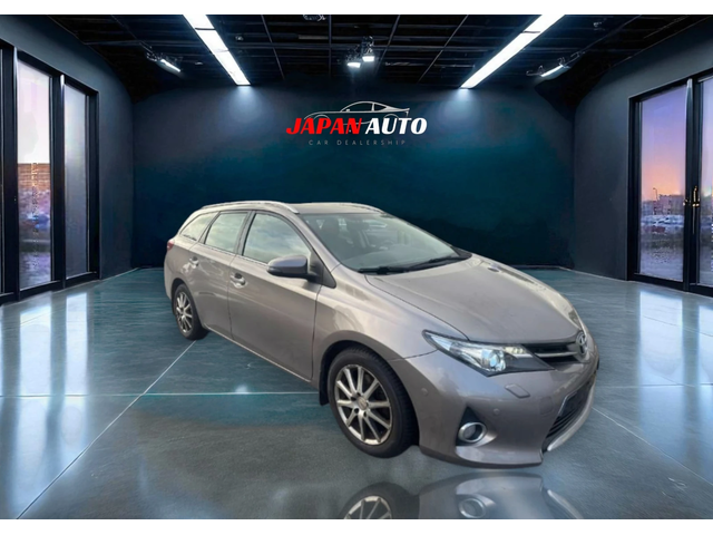 Toyota Auris 1.6i 132hp ОЧАКВАН ВНОС! - автомобили, коли, обяви за нови и употребявани 1