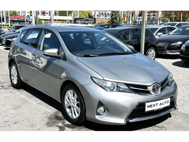 Toyota Auris 1.4D-4D 90HP CAM EURO 5B - автомобили, коли, обяви за нови и употребявани 2