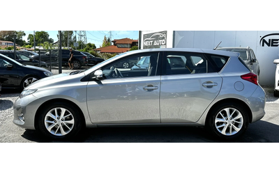 Toyota Auris 1.4D-4D 90HP CAM EURO 5B - автомобили, коли, обяви за нови и употребявани 7