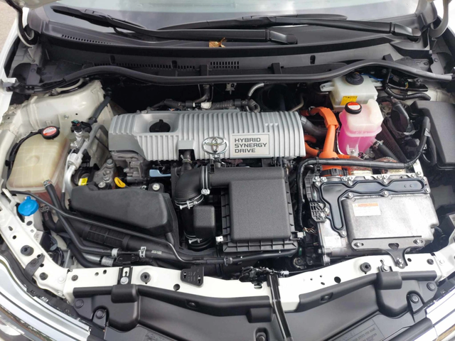 Toyota Auris 1, 8i  UNIKAT 136KS - автомобили, коли, обяви за нови и употребявани 16