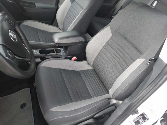 Toyota Auris 1, 8i  UNIKAT 136KS - автомобили, коли, обяви за нови и употребявани 6