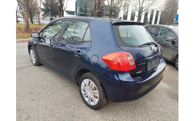 toyota-auris - 4