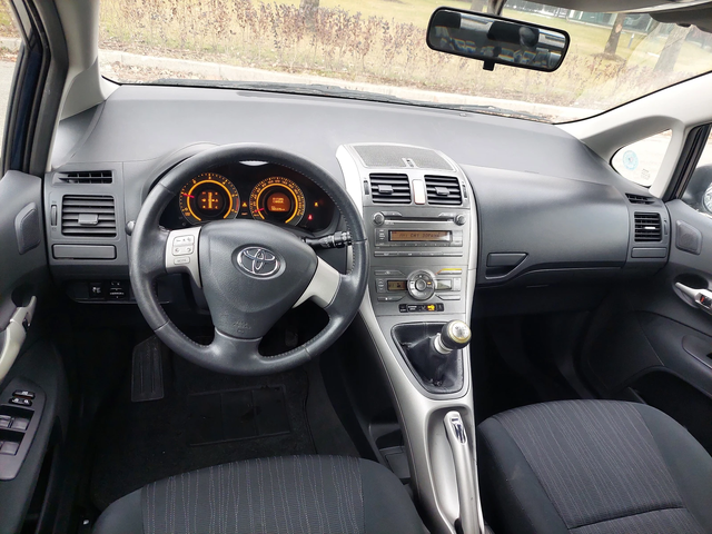 Toyota Auris 2, 0d 126ps - автомобили, коли, обяви за нови и употребявани 5