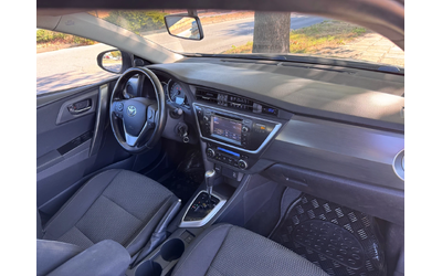 Toyota Auris 1.6i 132кс * Автоматик* - автомобили, коли, обяви за нови и употребявани 11