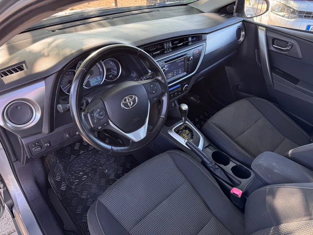 Toyota Auris 1.6i 132кс * Автоматик* - автомобили, коли, обяви за нови и употребявани 9