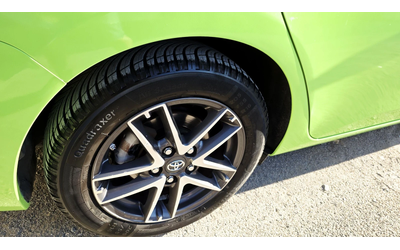 Toyota Auris Hybrid* ГОТОВА ЗА ТАКСИ - автомобили, коли, обяви за нови и употребявани 11