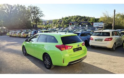 Toyota Auris Hybrid* ГОТОВА ЗА ТАКСИ - автомобили, коли, обяви за нови и употребявани 6