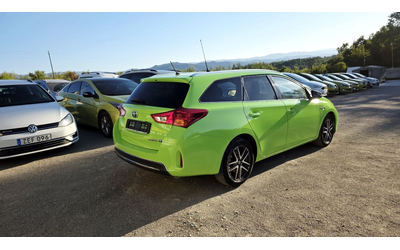 Toyota Auris Hybrid* ГОТОВА ЗА ТАКСИ - автомобили, коли, обяви за нови и употребявани 9