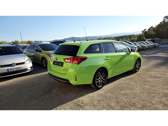 Toyota Auris Hybrid* ГОТОВА ЗА ТАКСИ - автомобили, коли, обяви за нови и употребявани 9