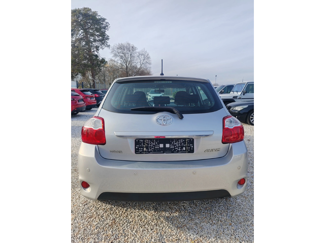 Toyota Auris 2.0, 127к.с. - автомобили, коли, обяви за нови и употребявани 5