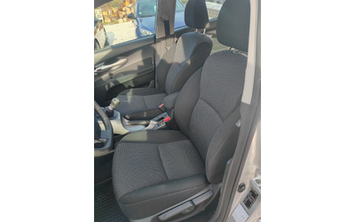 Toyota Auris 2.0, 127к.с. - автомобили, коли, обяви за нови и употребявани 8