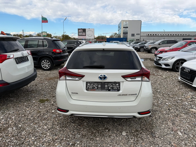 Toyota Auris 1.8 HYBRID(КАТО НОВА) - автомобили, коли, обяви за нови и употребявани 4