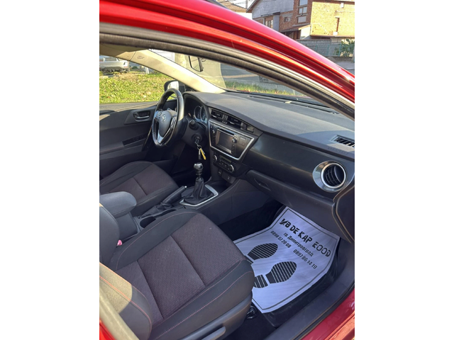 Toyota Auris - автомобили, коли, обяви за нови и употребявани 12