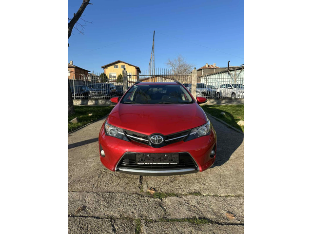 Toyota Auris - автомобили, коли, обяви за нови и употребявани 2