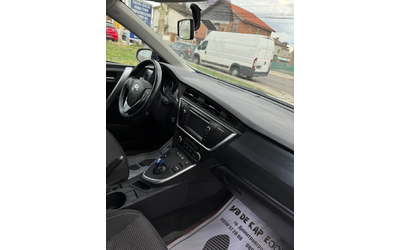 Toyota Auris 1.8 VVT-i HYBRID/BENZIN E - автомобили, коли, обяви за нови и употребявани 13