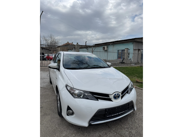 Toyota Auris 1.8 VVT-i HYBRID/BENZIN E - автомобили, коли, обяви за нови и употребявани 2
