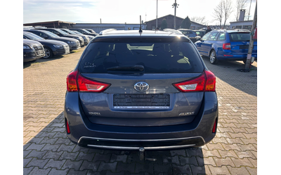 Toyota Auris 1.4D-4D NAVI/KAMERA EURO 5 - автомобили, коли, обяви за нови и употребявани 6