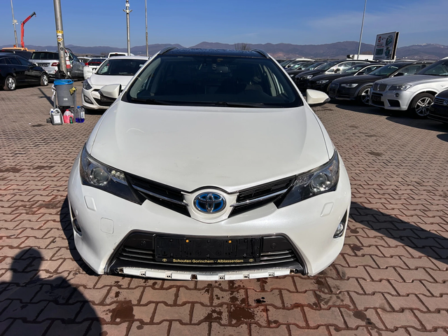 Toyota Auris 1.8HYBRID AVTOMAT/NAVI/KAMERA/KOJA - автомобили, коли, обяви за нови и употребявани 2